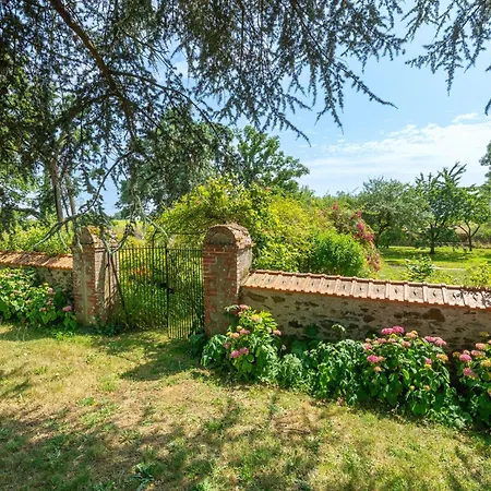 Le Pasty - Piscine - Tennis - Puy Du Fou Дом отдыха Saint-Aubin-de-Luigne