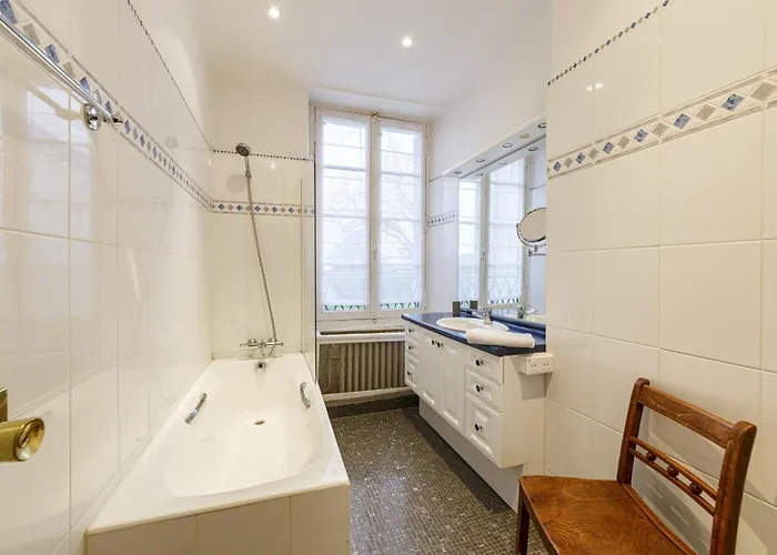 Le Pasty - Piscine - Tennis - Puy Du Fou Saint-Aubin-de-Luigné