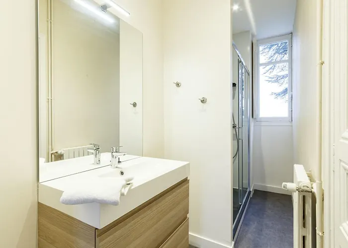 Le Pasty - Piscine - Tennis - Puy Du Fou Saint-Aubin-de-Luigné