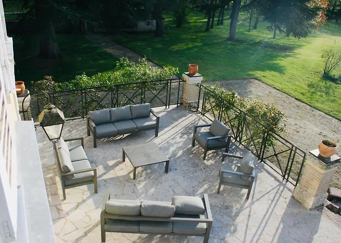 Le Pasty - Piscine - Tennis - Puy Du Fou Saint-Aubin-de-Luigné